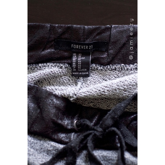 Forever 21 | Faux Leather Waist Marled Joggers - Picture 7 of 7